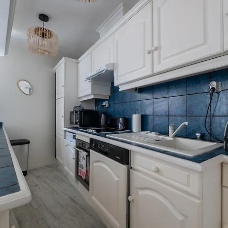 Heart Of Montmartre Air Conditioned Apartment *